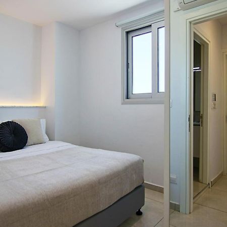 Апартаменты Phaedrus Living - Seaside Executive Flat Harbour 203 Пафос Экстерьер фото